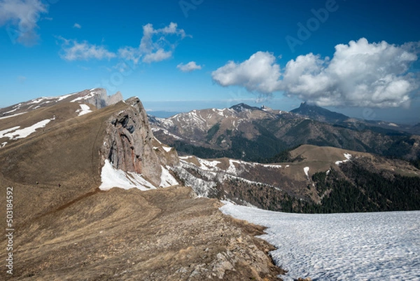 Fototapeta view of the devil's gate mountains and beautiful clouds