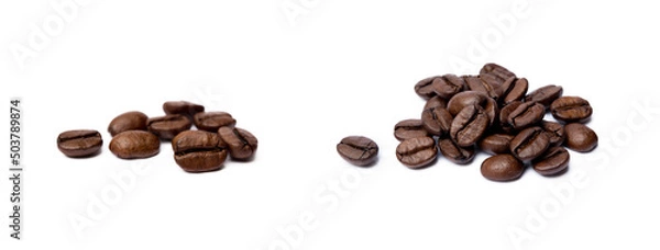Obraz Roasted coffee beans isolated on white background