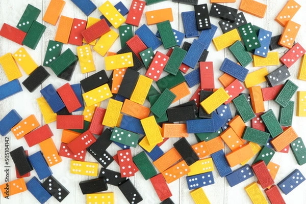 Obraz 並べられたかわいいドミノ