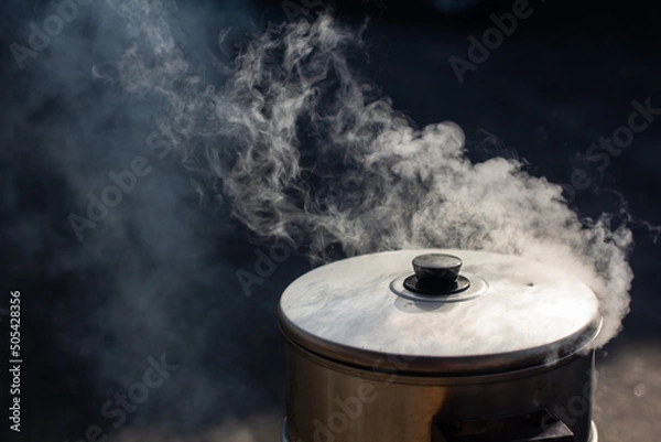 Obraz 屋外での炊き出し