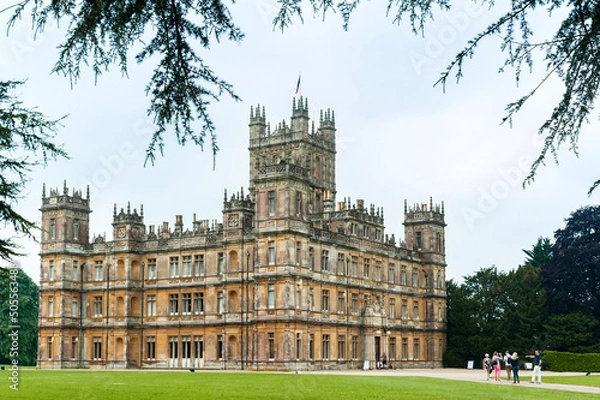 Obraz NEWBURY, HAMPSHIRE, ENGLAND - MAY 27 2018: Highclere Castle, a Jacobethan style country house, home of the Earl and Countess of Carnarvon. Setting of Downton Abbey - UK