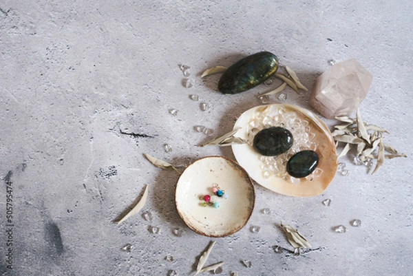 Obraz パワーストーン、クリスタル、セージ、スピリチュアル、コンクリート