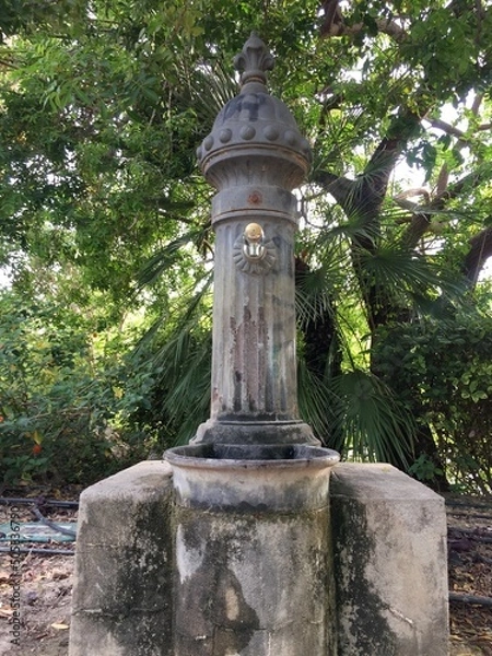 Fototapeta stone lantern