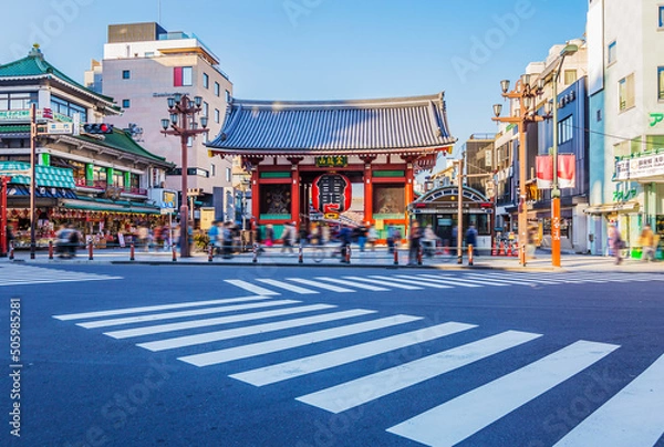 Fototapeta 浅草　東京浅草　浅草寺　青空　赤