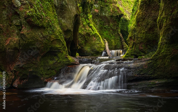 Obraz The devils pulpit , Scotland , Waterfall and rock formation . 