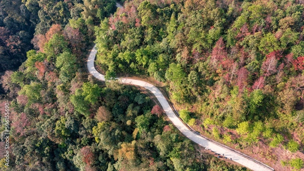 Fototapeta Ban Viet Lake in Cao Bang in autumn