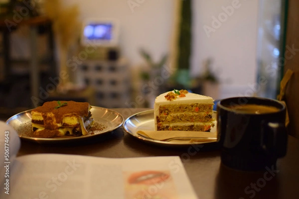 Obraz 당근케이크와 티라미수 그리고 커피