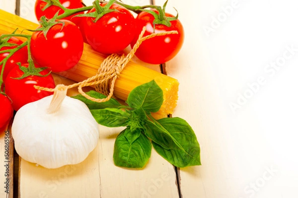 Obraz Italian basic pasta ingredients