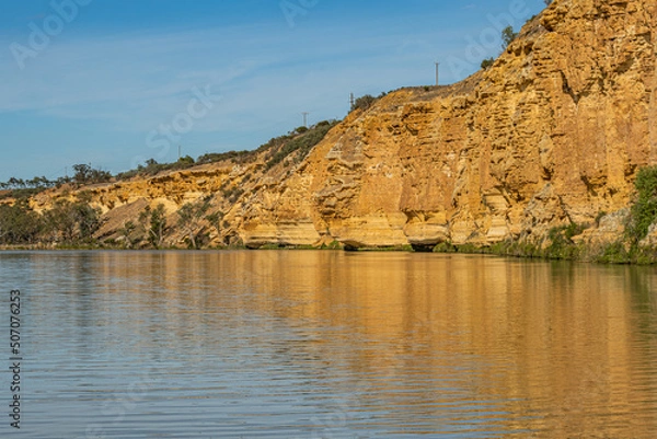 Fototapeta The landscape whilst houseboat cruising from Mannum on The Murray River in South Australia