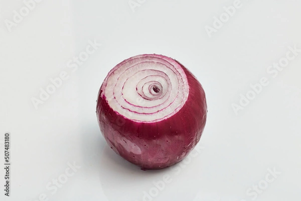 Fototapeta カットされたレッドオニオン(紫たまねぎ、赤たまねぎ)の断面