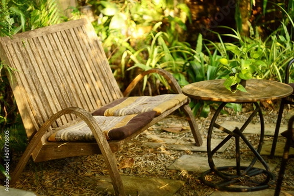 Obraz chair in the garden cafe'