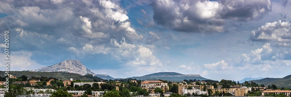 Obraz the Sainte Victoire mountain, a cloudy spring afternoon