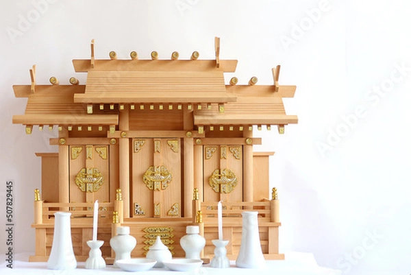 Obraz 日本の家に祀られる神棚と神具