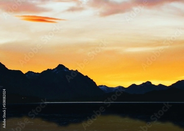 Obraz Atardecer en la montaña, reflejado en el lago