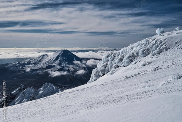 Fototapeta Mt. Ngaurahoe and the Pinnacles, Tongariro NP, New Zealand