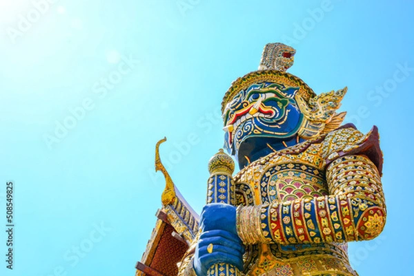 Fototapeta giant statue