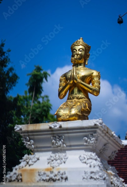 Obraz golden angel statue