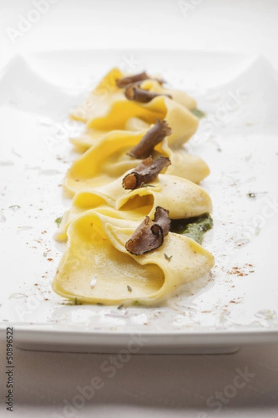 Fototapeta Ravioli with truffles
