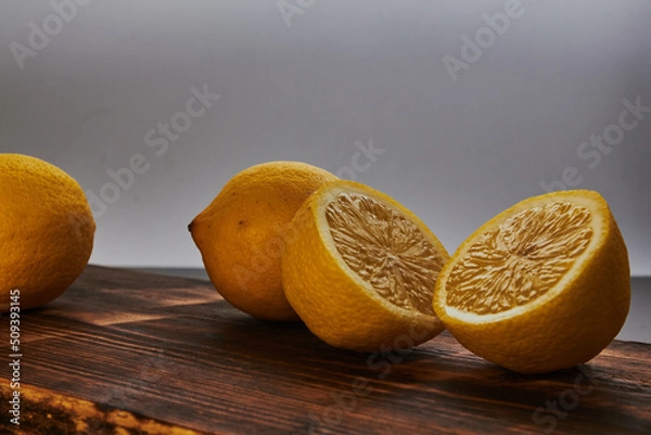 Obraz lemons on the board