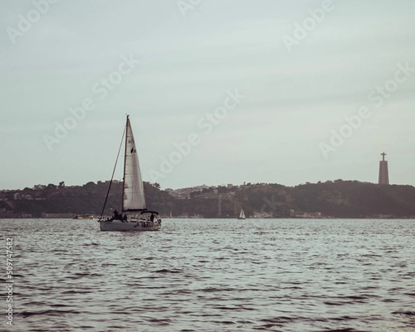 Obraz sailboat on the river