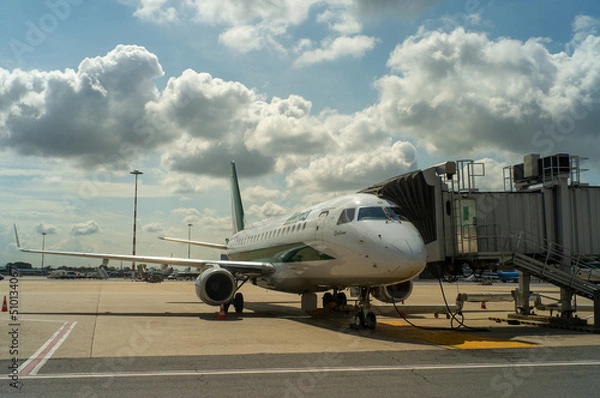Fototapeta 飛行機、イタリア
