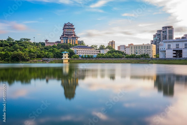 Fototapeta At dusk on a sunny day, Qingxiu mountain scenic spot in Nanning, Guangxi
