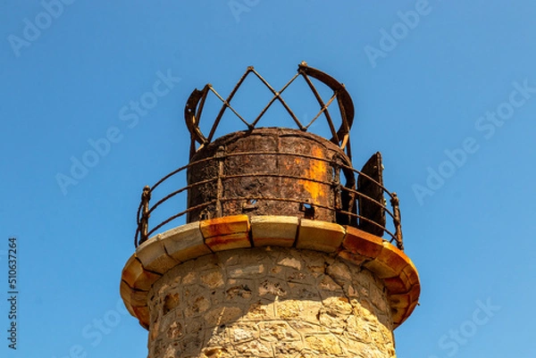Obraz The ruins of the Agios Ioannis lighthouse / Aforesmenos lighthouse