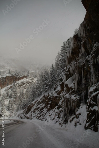 Obraz Snow covered mountains