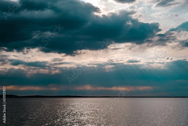 Obraz clouds over the lake