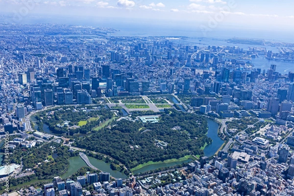Fototapeta 皇居全景・半蔵門上空より皇居を望む・空撮