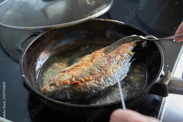 Obraz fish in a pan