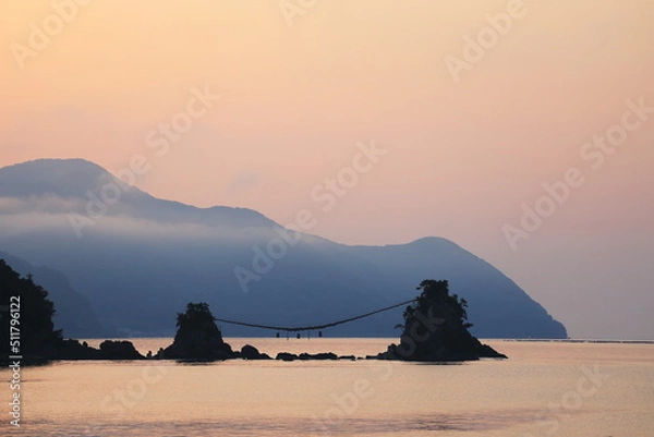 Obraz 豊後二見ケ浦の夫婦岩の夜明け