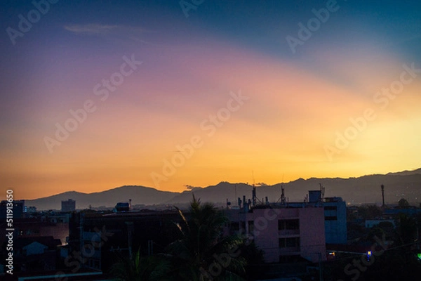 Fototapeta Breaking Dawn