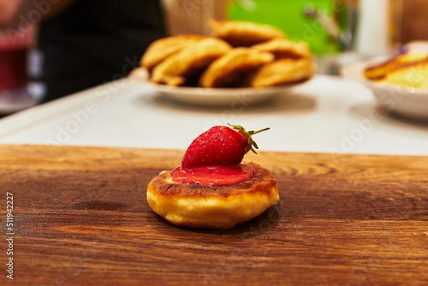 Obraz cheesecake with strawberries