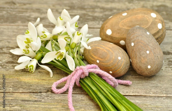 Obraz Schneeglöckchen und Holzeier