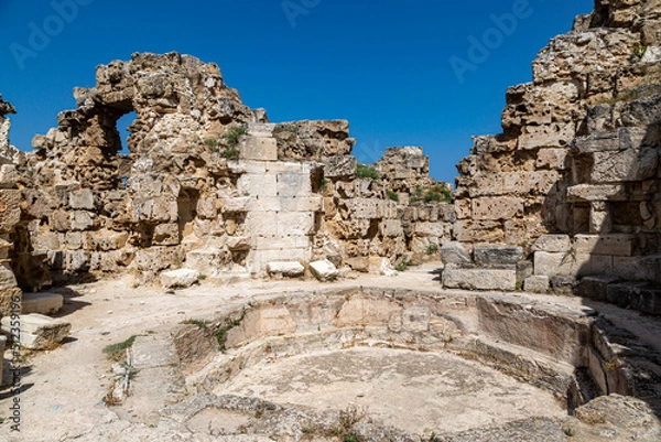 Obraz A view of the ancient ruins at Salamis in Cyprus