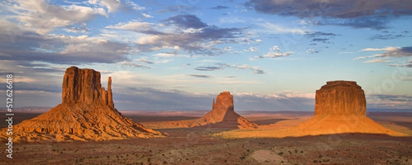 Fototapeta Panorama of the Mittens and Merrick Butte at Dusk