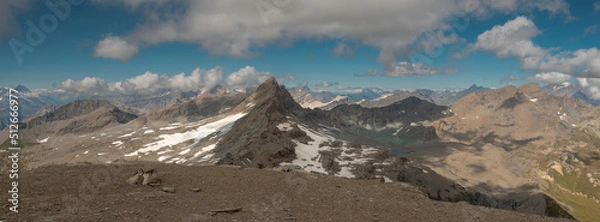 Fototapeta the summit of the Ouille Noire not far from the Vanoise offers a unique and very wide view on the French and Italian Alps