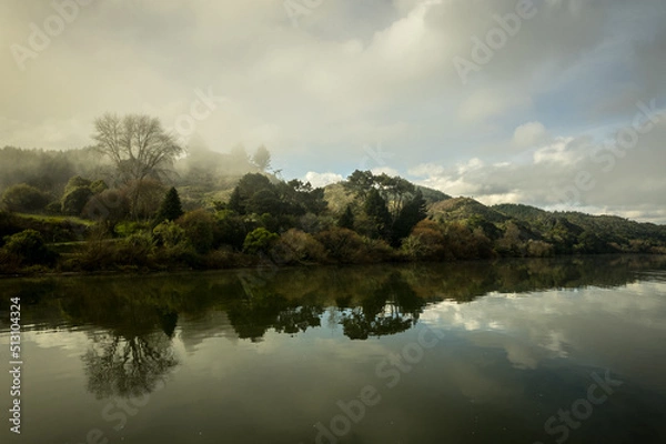 Obraz clouds over lake
