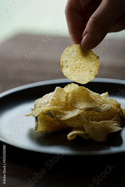 Obraz ひとつまみのポテトチップス