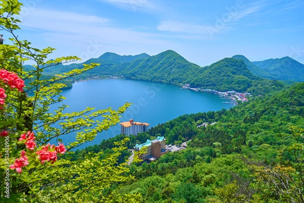 Obraz 群馬県 榛名湖西側にある硯岩(すずりいわ)からの眺望(榛名湖,天目山など)