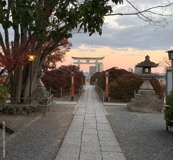 Obraz 夕焼けの空と長岡天満宮