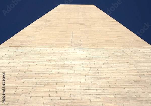 Fototapeta Close-up view of the Whashington monument against blue sky 