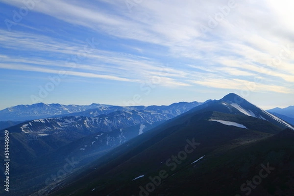 Fototapeta 北海道　美瑛富士からのオプタテシケ山方面
