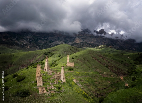 Fototapeta Ancient towers of the Dzheyrakh gorge in summer
