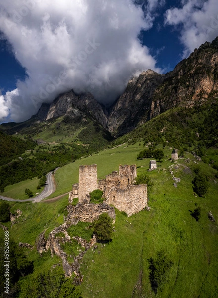 Fototapeta Ancient towers of the Dzheyrakh gorge in summer