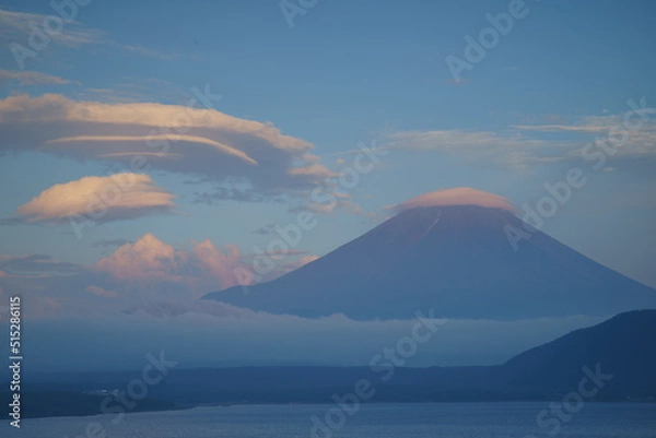 Obraz 本栖湖から吊るし雲と富士山