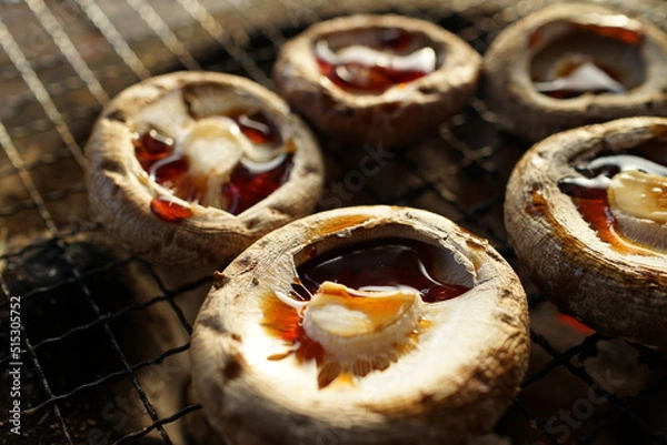 Obraz 七輪で焼く椎茸1
