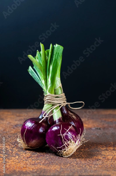 Obraz red onions on table
