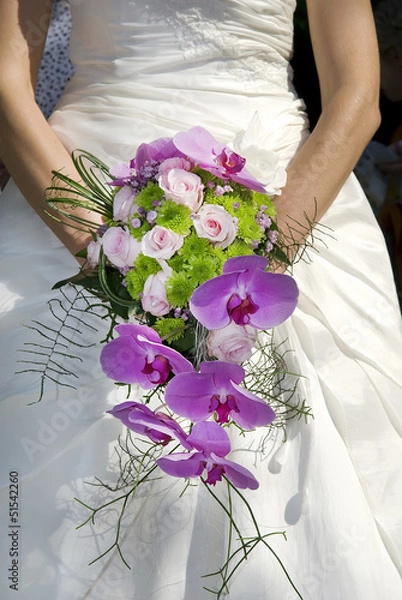 Obraz Bride holding beautiful bouquet